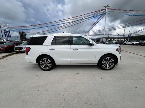 White Metallic 2021 Ford Expedition Platinum