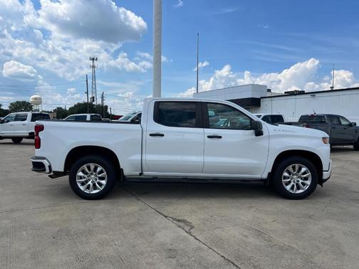 2022 Chevrolet Silverado 1500 Limited Custom