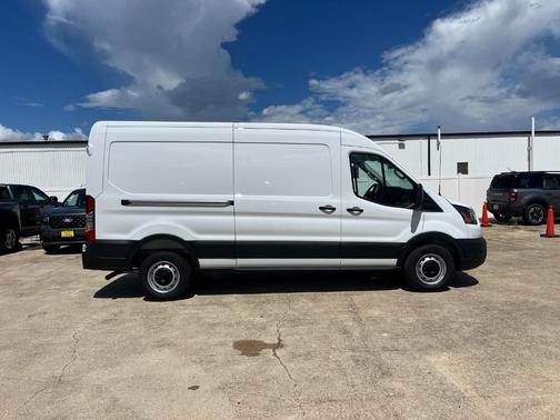 2025 Ford Transit-250 148 WB Medium Roof Cargo