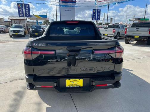 Phantom Black 2026 Hyundai SANTA CRUZ SE