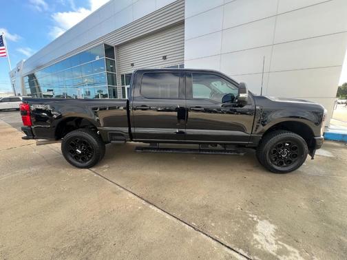 Black Metallic 2024 Ford F-250 XLT