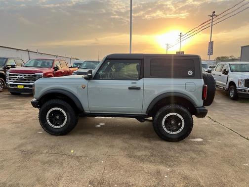 2022 Ford Bronco Badlands