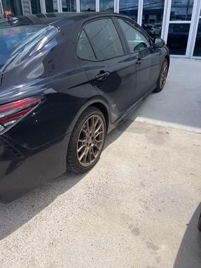 Midnight Black Metallic 2024 Toyota Camry SE Nightshade
