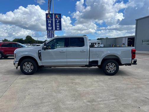 2026 Ford F-350 Lariat Super Duty