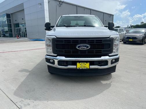 2023 Ford F-250 XL