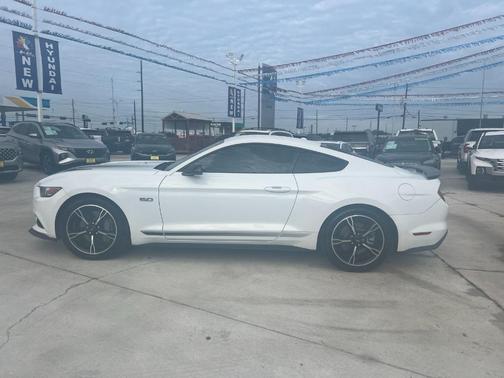 2017 Ford Mustang GT Premium