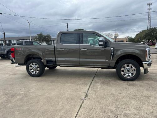 2026 Ford F-250 Lariat