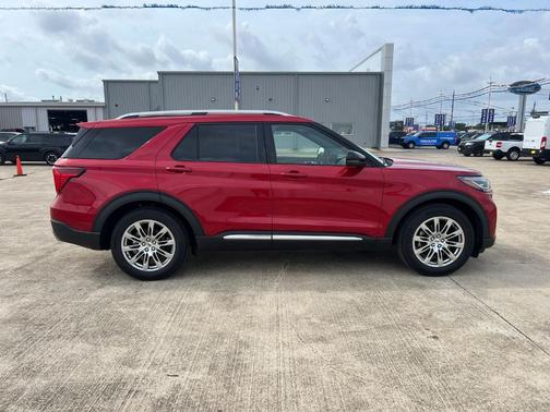 Red Metallic 2026 Ford Explorer Platinum