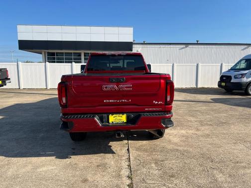 2022 GMC Sierra 2500 Denali