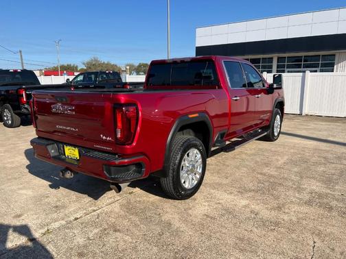 2022 GMC Sierra 2500 Denali