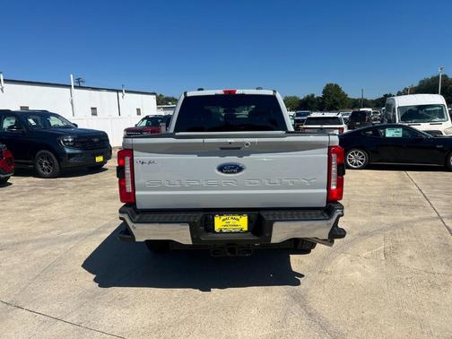 2026 Ford F-350 Lariat Super Duty