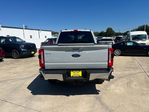2026 Ford F-350 Lariat Super Duty