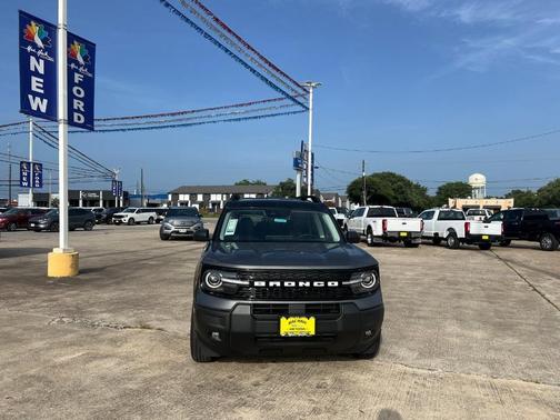 Gray Metallic 2025 Ford Bronco Sport Outer Banks