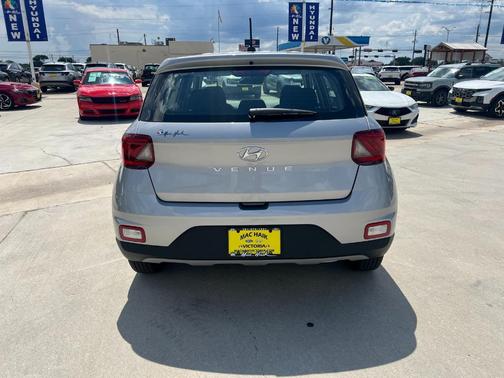 2025 Hyundai VENUE SE