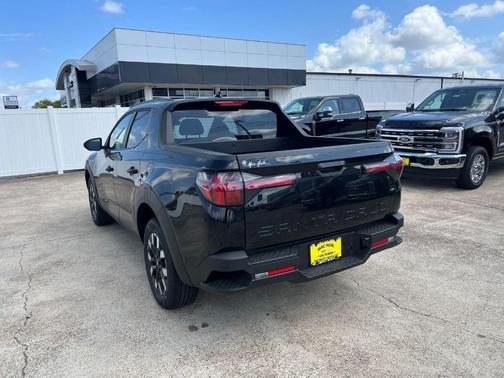 Phantom Black 2026 Hyundai SANTA CRUZ SEL