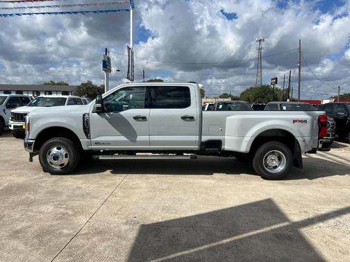 2026 Ford F-350 XLT