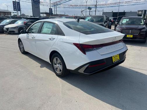 White 2026 Hyundai ELANTRA SE