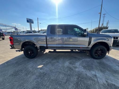 2025 Ford F-250 Lariat