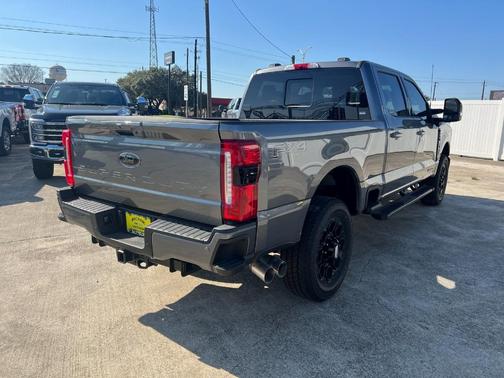 2025 Ford F-250 Lariat