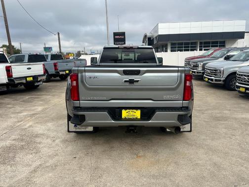2024 Chevrolet Silverado 3500 High Country