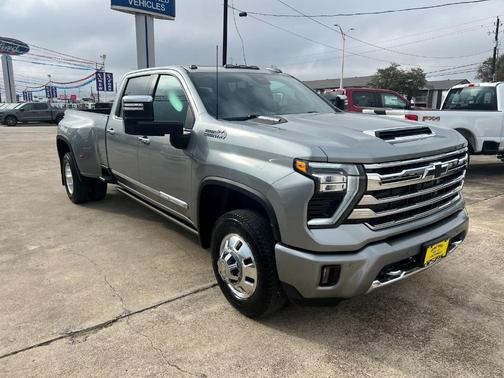 2024 Chevrolet Silverado 3500 High Country