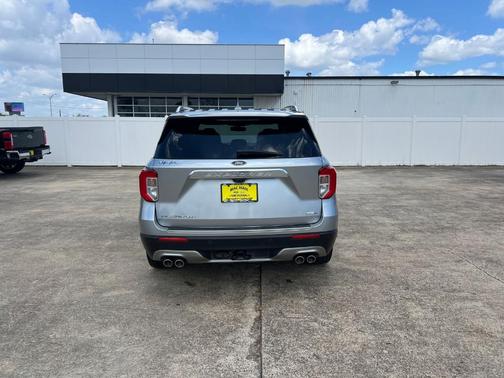Silver 2020 Ford Explorer Platinum