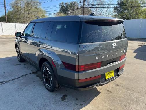 2025 Hyundai SANTA FE SE