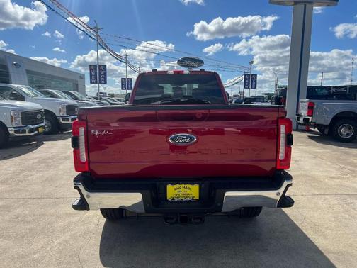 2026 Ford F-350 Lariat Super Duty