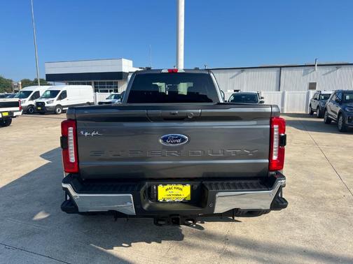 2026 Ford F-350 Lariat Super Duty