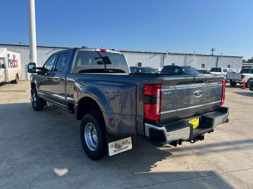 2026 Ford F-350 Lariat Super Duty