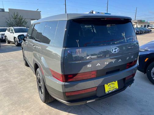 2025 Hyundai SANTA FE SE