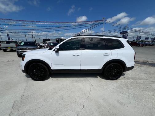 Glacial White Pearl 2025 Kia Telluride SX-Prestige X-Line