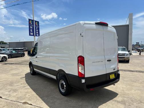 2025 Ford Transit-250 148 WB Medium Roof Cargo