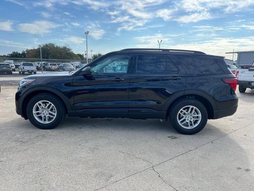 Black Metallic 2026 Ford Explorer Active
