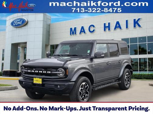 Gray Metallic 2024 Ford Bronco Outer Banks
