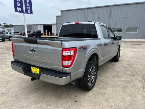 Silver Metallic 2023 Ford F-150 XL