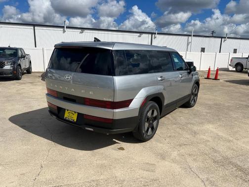 2026 Hyundai SANTA FE HEV SE