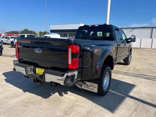 2026 Ford F-350 Lariat Super Duty