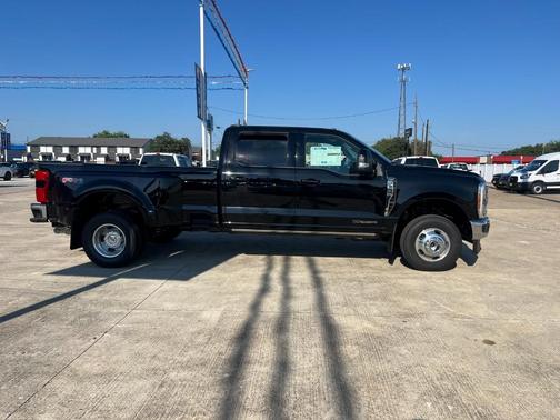 2026 Ford F-350 Lariat Super Duty