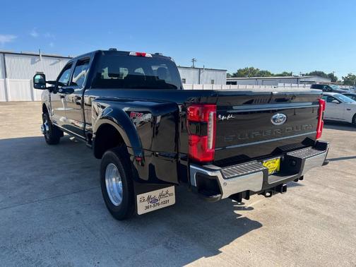 2026 Ford F-350 Lariat Super Duty