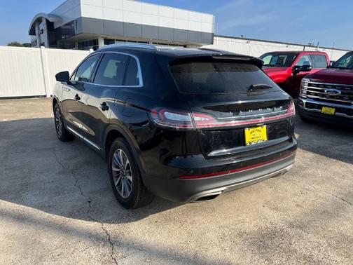 2023 Lincoln Nautilus Standard