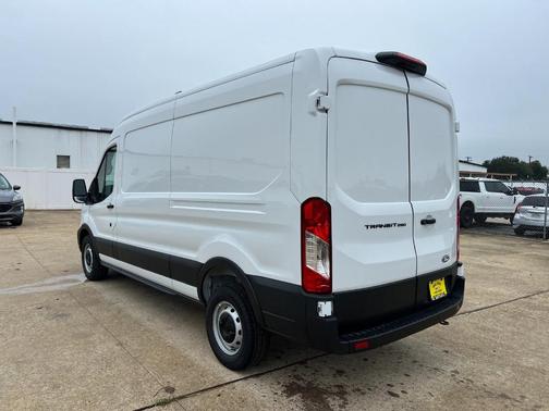 Oxford White 2026 Ford Transit-250 148 WB Medium Roof Cargo