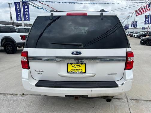 White Platinum Clearcoat Metallic 2015 Ford Expedition XLT