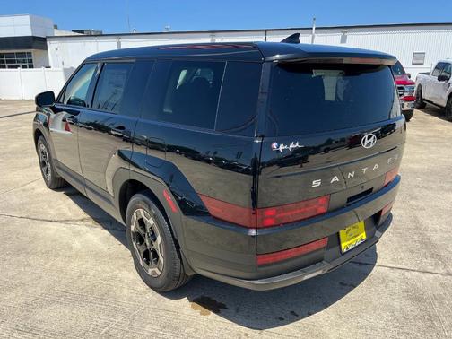 2025 Hyundai SANTA FE SE