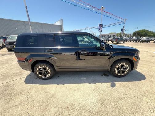2025 Hyundai SANTA FE SE