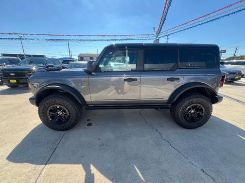 Gray Metallic 2026 Ford Bronco Badlands