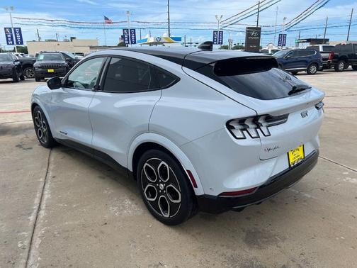 White Metallic 2023 Ford Mustang Mach-E GT