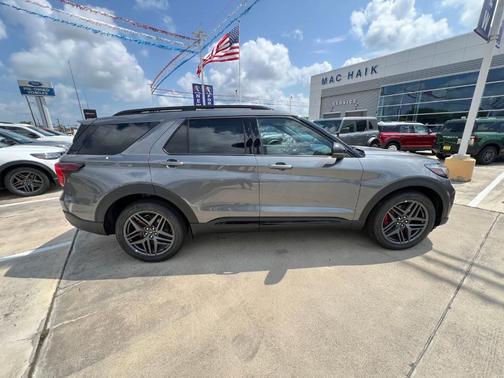 Gray 2026 Ford Explorer ST