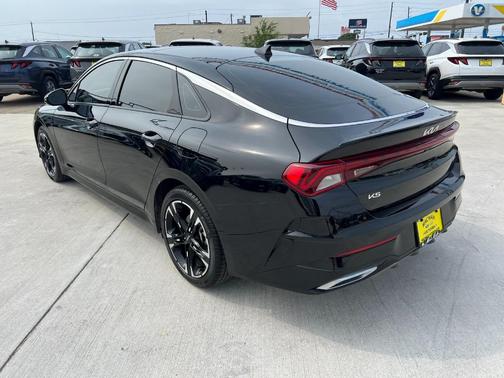 2024 Kia K5 GT-Line