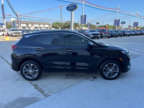 Ebony Twilight Metallic 2021 Buick Encore GX Select